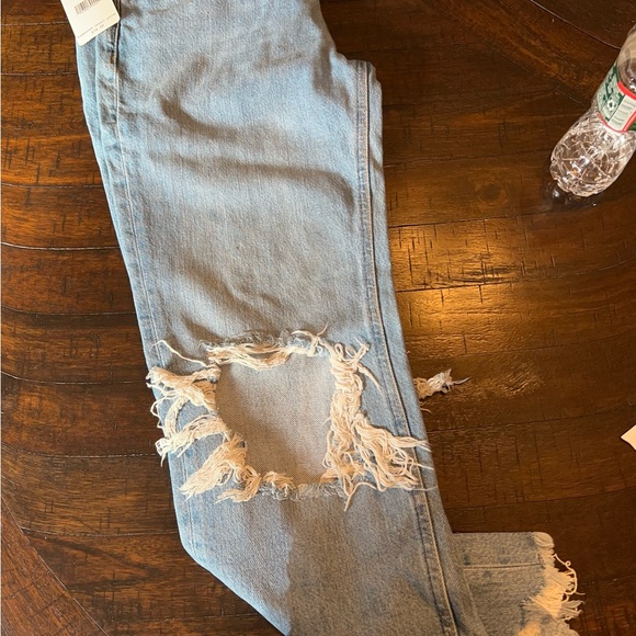 Free People Blue Cropped Ankle Jeans with Distressed Details new - Picture 2 of 7